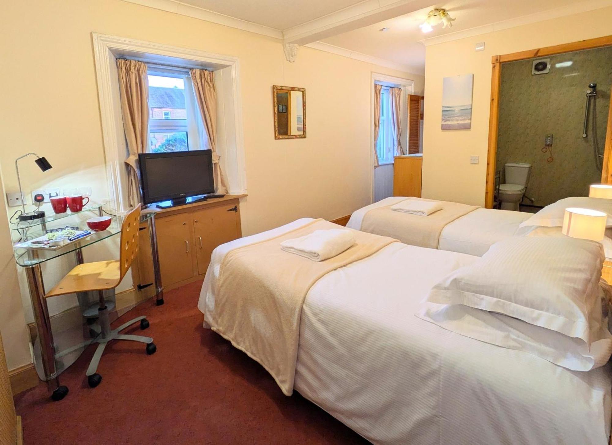 Hollybank - Ensuite Room & Use Of Large Shared Kitchen Dumfries Exterior photo
