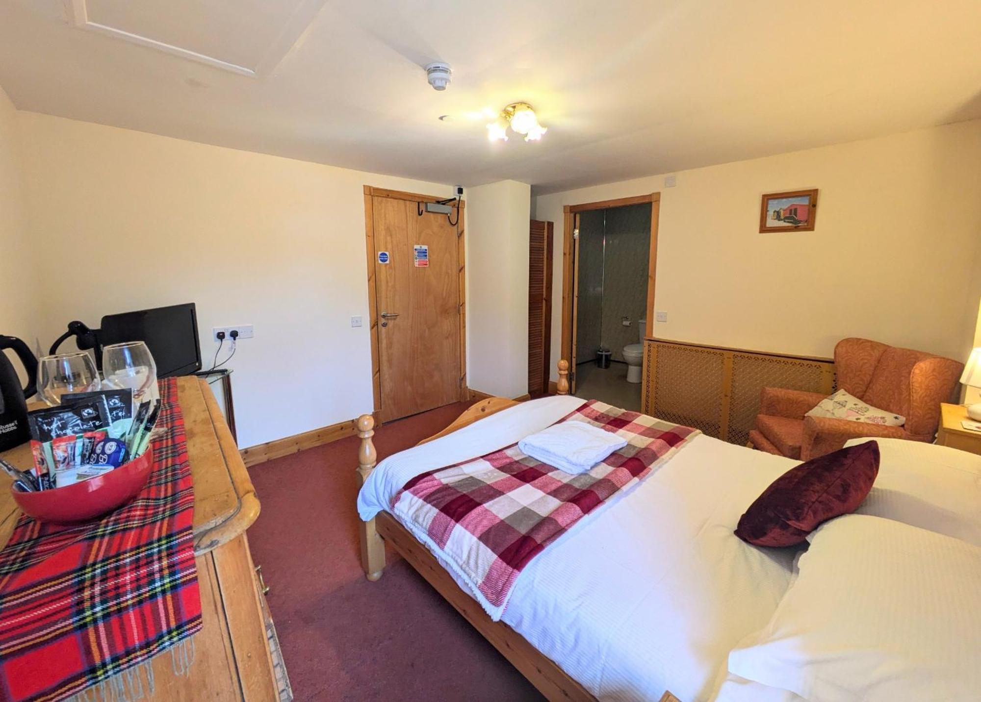 Hollybank - Ensuite Room & Use Of Large Shared Kitchen Dumfries Exterior photo